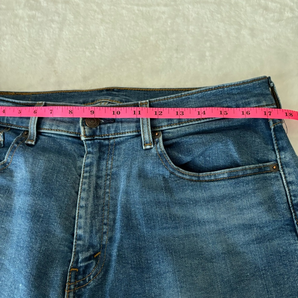 Levi’s 506 Men’s Straight Leg Jeans Size 33X30 Medium Wash - Picture 10 of 15